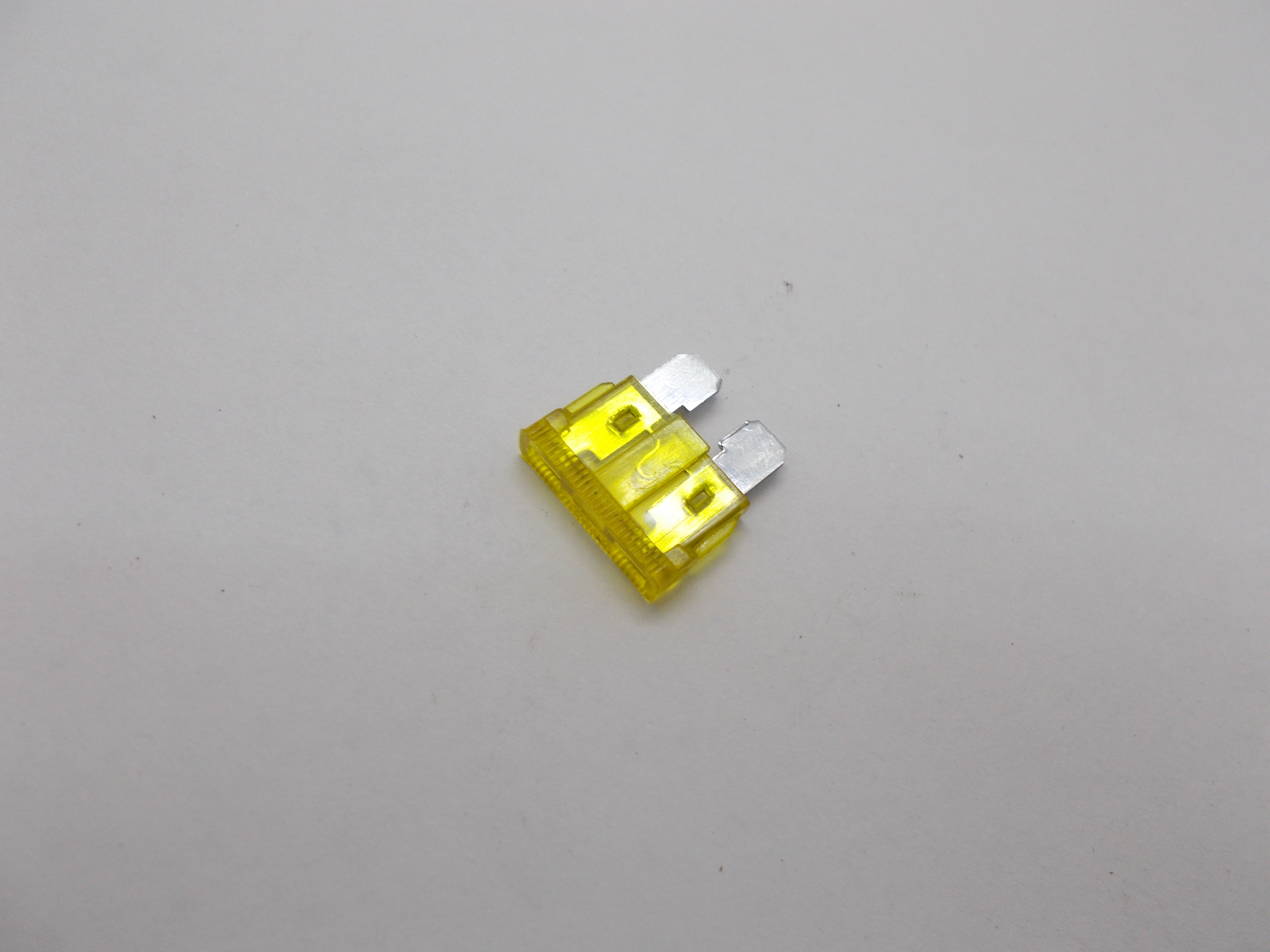 Артикул: FT20A FT20A г0058480 Предохранитель 20А флажковый стандарт astrahan.zp495.ru 4264141